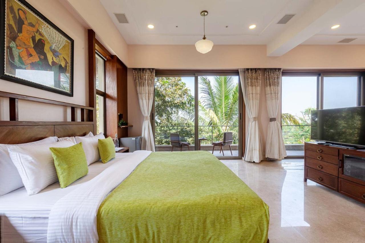 The Blue Horizon By Stayvista - Featuring A Beach-View Villa With A Swimming Pool, Indoor Games, And A Relaxing Balcony Алібаґ Екстер'єр фото
